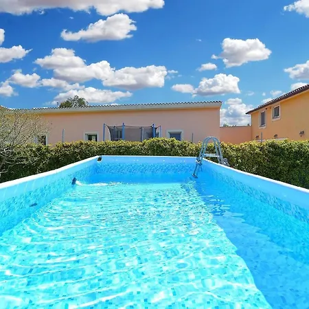 Holiday home Mit Privatpool Fuer 4 Personen Ca 30 Qm In Pula, Istrien Istrische Riviera