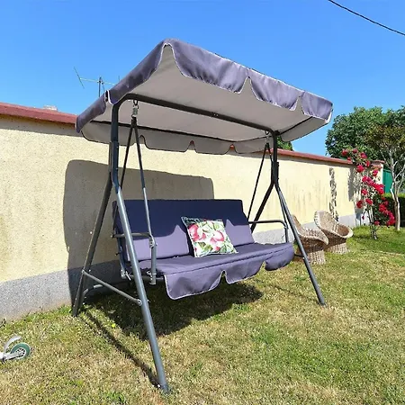 Mit Privatpool Fuer 4 Personen Ca 30 Qm In Pula, Istrien Istrische Riviera Holiday home Pula